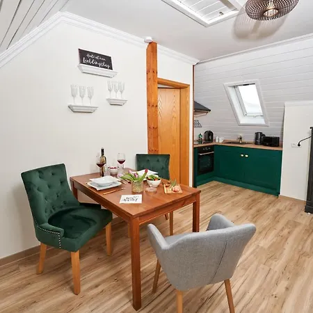 Eifelstuben Mit Charme - Am See, Nahe Burg * Ulmen