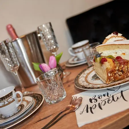 Eifelstuben Mit Charme - Am See, Nahe Burg * Ulmen