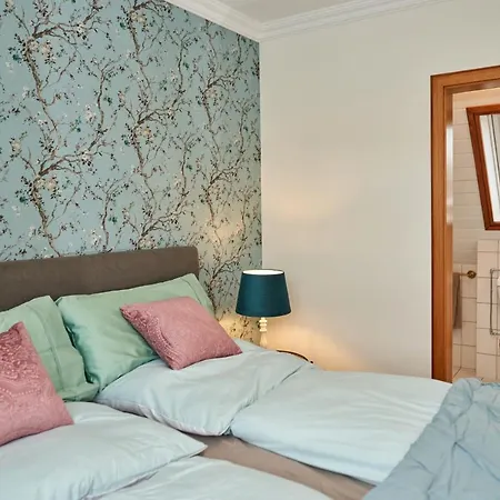 Apartment Eifelstuben Mit Charme - Am See, Nahe Burg *