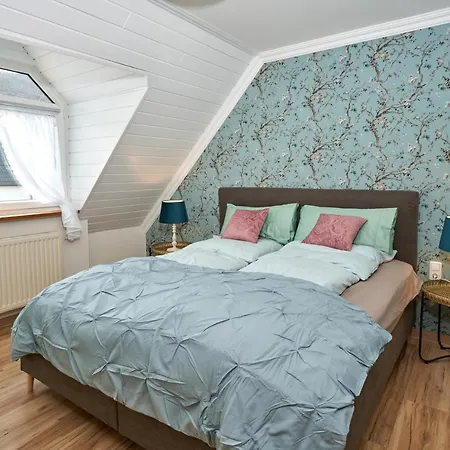 Eifelstuben Mit Charme - Am See, Nahe Burg Apartamento *