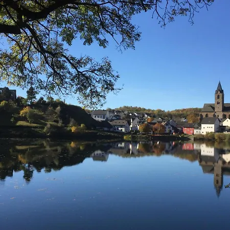 Eifelstuben Mit Charme - Am See, Nahe Burg * 우멘