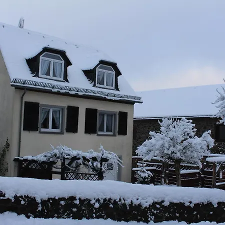Eifelstuben Mit Charme - Am See, Nahe Burg * Ulmen