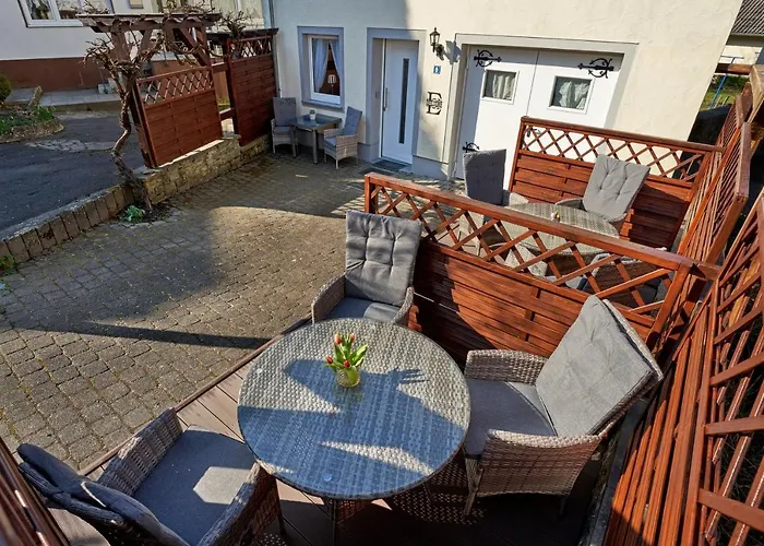 Eifelstuben Mit Charme - Am See, Nahe Burg Apartmán *