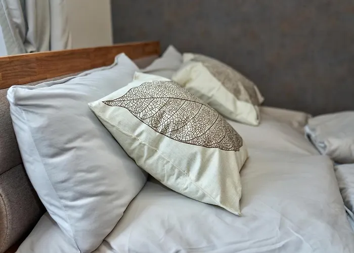 Eifelstuben Mit Charme - Am See, Nahe Burg Ulmen