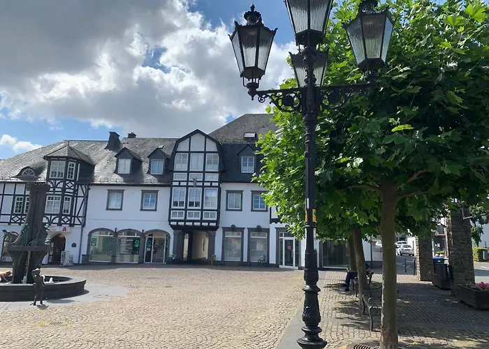 아파트 Eifelstuben Mit Charme - Am See, Nahe Burg *